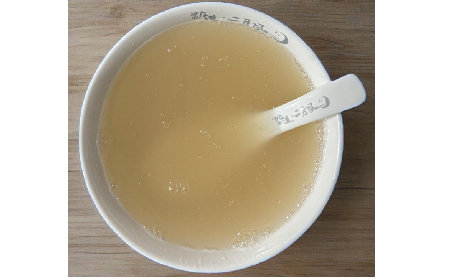 在陰雨連綿的都市，我靠這碗野生葛粉“呼吸”到了森林